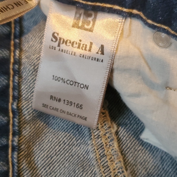 - Nwt special a denim relaxed distressed jeans - Picture 6 of 9